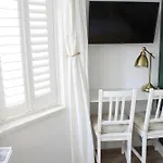 Private Toilet, 15 Min To Central London