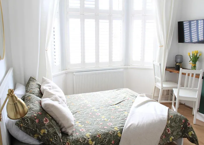 Private Toilet, 15 Min To Central London